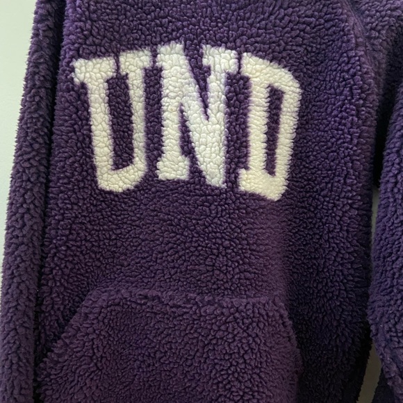 UNDEFEATED PURPLE HOODIE - Picture 3 of 3